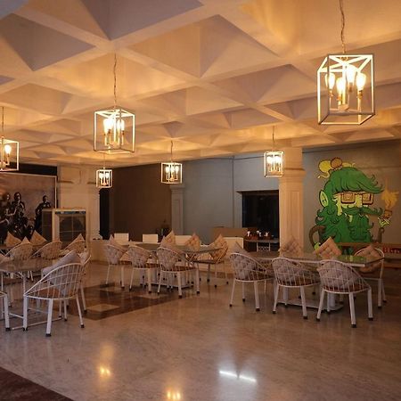 Hotel Fort28 ナーグプル エクステリア 写真